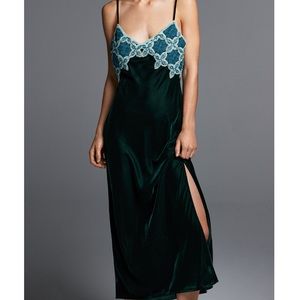 Zara crochet velvet babydoll midi dress blogger favorite